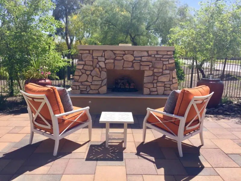 outdoore-fireplace-and-chairs-on-a-patio-MSL2NJL-1