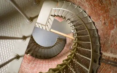 spieral-staircase-PM6KX4H-1-400x250-1